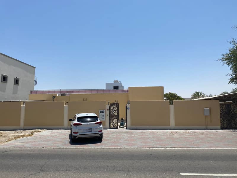An Arab house for rent in Ajman, Mushairif,  location 6 rooms + majlis + hall 2 kitchens
