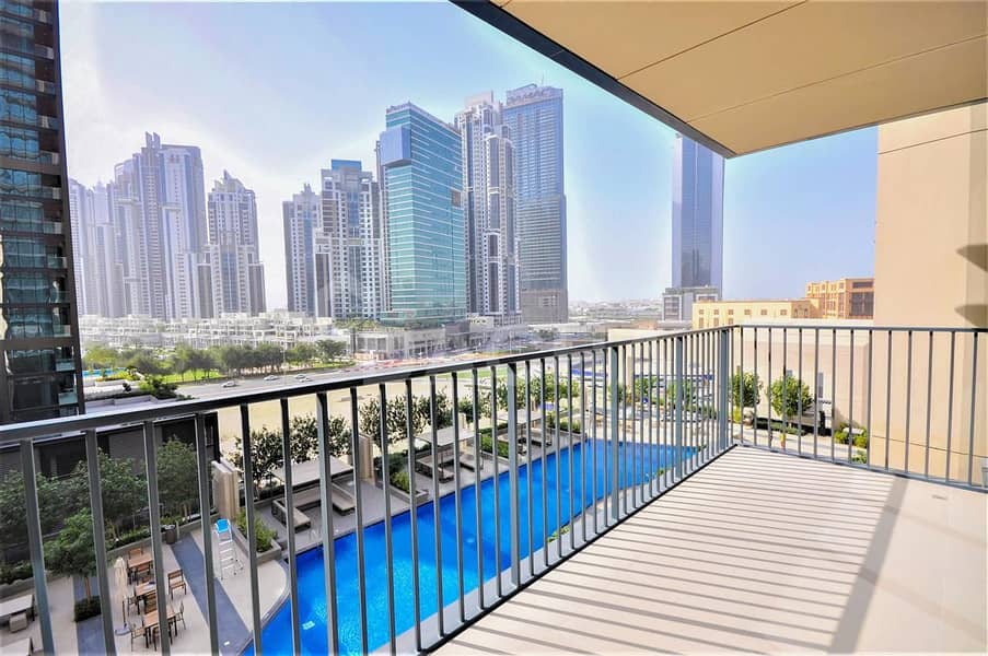 Pool View / Two balconies / Corner