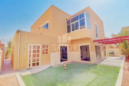4 Bedroom Villa for Sale in Al Raha Gardens, Abu Dhabi - Spacious 4BR+Maid Villa|Private Garden|Hot Deal
