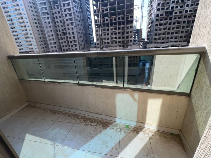 GOOD DEAL !! FOR SALE 2 BHK APARTMENT IN PARADISE LAKE TOWER B9, EMIRATES CITY