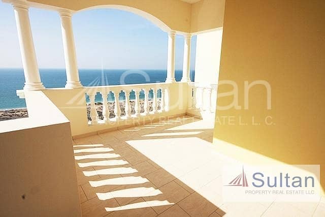 Spacious 1 Bed Sea View High Floor Avail June MidSpacious 1 Bed Sea View High Floor Avail June Mid