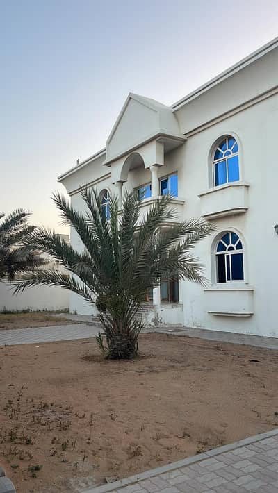 5 Bedroom Villa for Rent in Muwafjah, Sharjah - For rent villa in Sharjah, central air conditioning, super deluxe finishing A very special