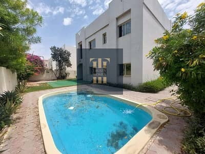4 Bedroom Villa for Rent in Umm Suqeim, Dubai - Spacious 4 BR+Maid Villa With Private Garden and Pool