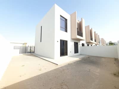3 Bedroom Villa for Rent in Al Tai, Sharjah - Brand New spacious 3bhk corner unit available with all facilities rent only 90k