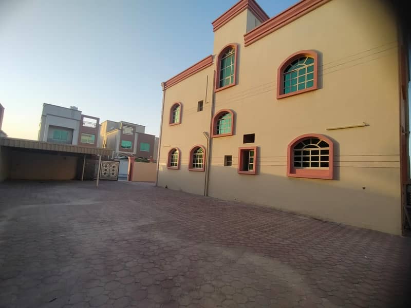 Spacious 5 bedroom villa for rent in al mowaihat 3 Ajman only80k/yearly