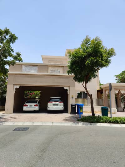 DISTRESS DEAL VERY SPACIUOS 5BHK WITH MAID ROOM VILLA ALL MASTER BEDROOMS  JUST IN 285K
