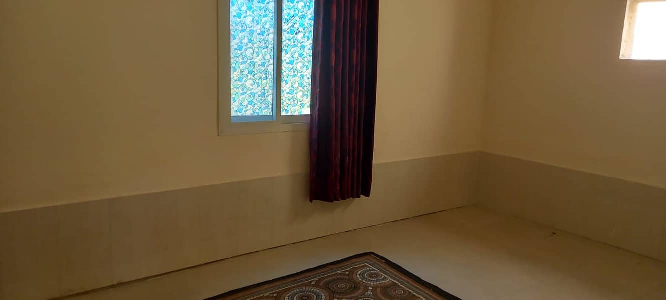 rent An Arab house in the Al Sabkha Area sharjah