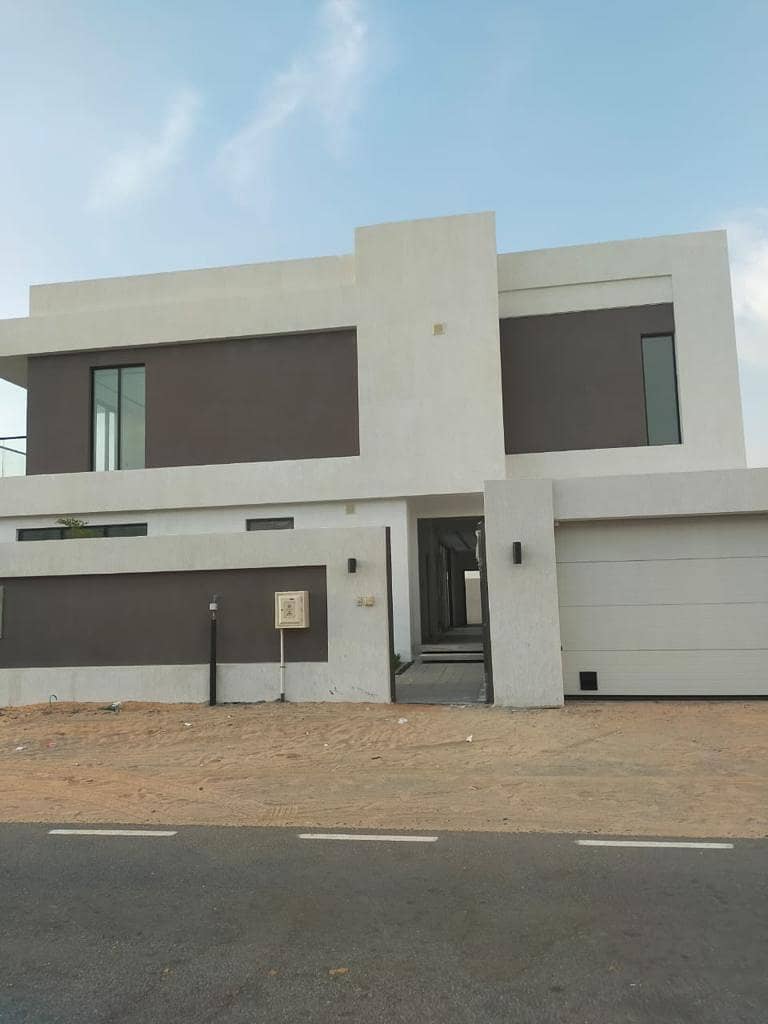 For sale a new villa in Al Hoshi \ Sharjah Super Lux finishing Prime location main Street For sale a new villa in Al Hoshi \ Sharjah Super Lux finishing Prime location main Street