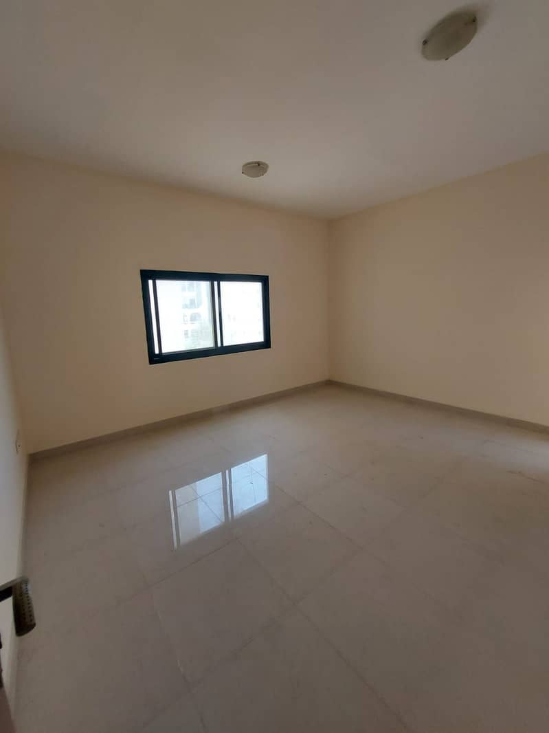 Ajman Al Nuaimiya, King Faisal Street, excellent room and hall, close to the Corniche, Ajman, excellent area, parking available under the building