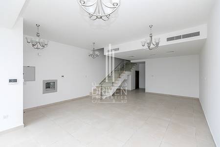Brand New 3 Bedrooms Townhouse for Rent! Brand New 3 Bedrooms Townhouse for Rent!