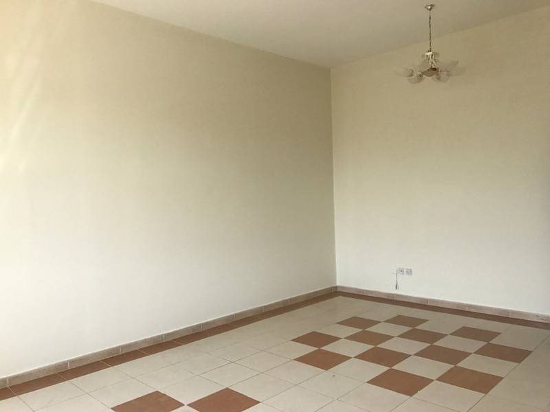 Excellent 3 BHK with Hall & Majlis and private parking for rent near Town Centre