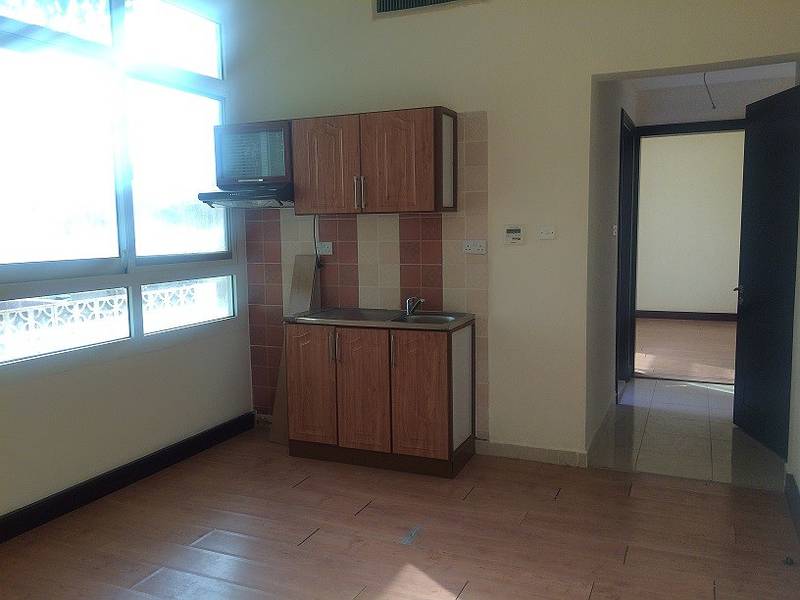 BOOK NOW! Nice 1 Bedroom with open kitchen ready to move in! TAWTHEEQ, NO COMMISSION