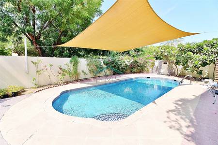 4 Bedroom Villa for Rent in The Meadows, Dubai - Fully Upgraded - Private Pool - Type 2 4 Bedroom Villa for Rent in The Meadows, Dubai - Fully Upgraded - Private Pool - Type 2