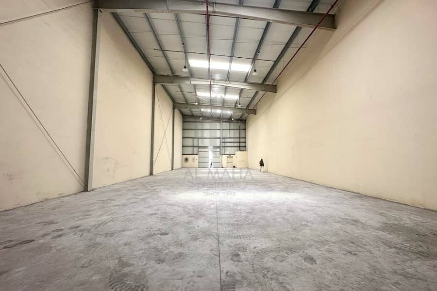 Prime Location | Insulated Commercial Warehouse| 12KW Prime Location | Insulated Commercial Warehouse| 12KW
