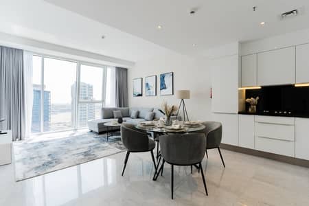 1 Bedroom Apartment for Rent in Business Bay, Dubai - No commission l Elegant 1 bedroom with Canal View   l All bills included