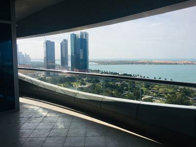 4 Bedroom Flat for Rent in Al Mina, Abu Dhabi - Spacious 4BR Apartment with huge balcony 4 Bedroom Flat for Rent in Al Mina, Abu Dhabi - Spacious 4BR Apartment with huge balcony