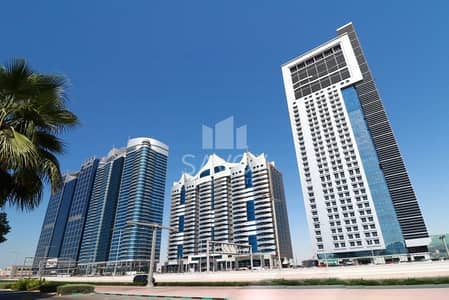 3 Bedroom Apartment for Rent in Tourist Club Area (TCA), Abu Dhabi - Spacious sea view|3BR Apartment |Balcony