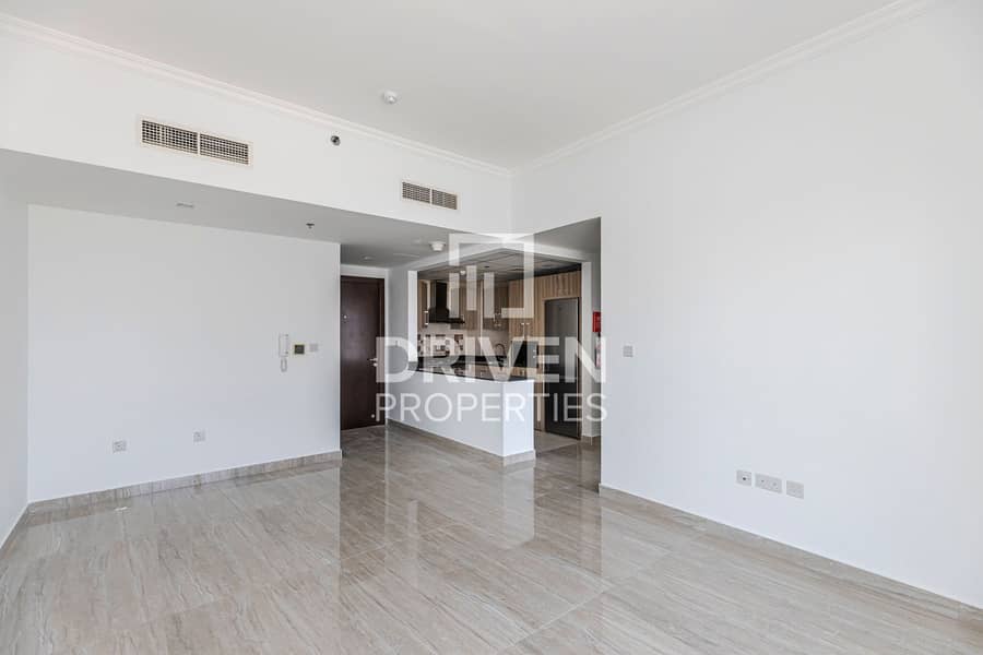 Exclusive | Spacious Unit | Best Price