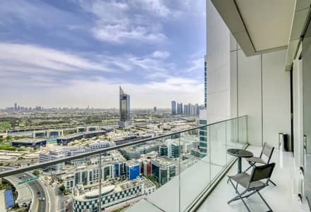 شقة 1 غرفة نوم للبيع في مدينة دبي للإعلام، دبي - إطلالة بانورامية على البحر والنخيل | شاغر | تم تحديثه بالكامل