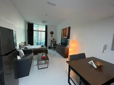 Bright Studio Apartment | Chiller Free