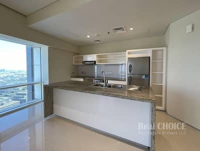 شقة 2 غرفة نوم للايجار في شارع الشيخ زايد، دبي - شقة في برج بارك بليس،شارع الشيخ زايد 2 غرف 125000 درهم - 6968880