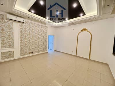Studio for Rent in Al Khalidiyah, Abu Dhabi - Spacious and sunny studio back side al khalidyah park ( new villa)