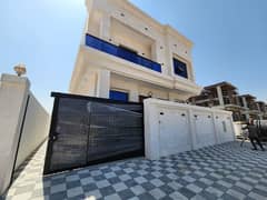 فیلا في الياسمين 5 غرف 90000 درهم - 6937069
