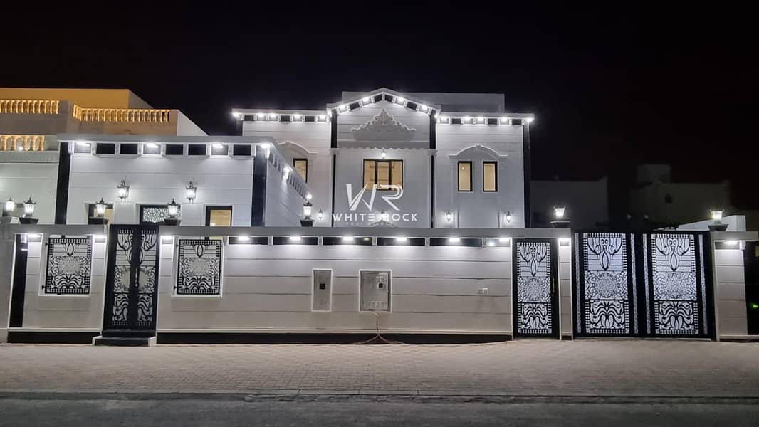 Villa with plenty of rooms ideal for a Family Villa with plenty of rooms ideal for a Family