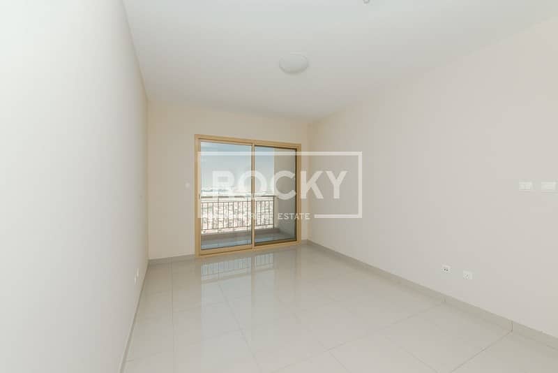 1 Bed Apartment|Closed Kitchen|Breath-taking Views|Vacant