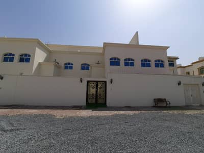 فیلا 7 غرف نوم للايجار في مدينة محمد بن زايد، أبوظبي - فیلا في المنطقة 5،مدينة محمد بن زايد 7 غرف 140000 درهم - 7516348