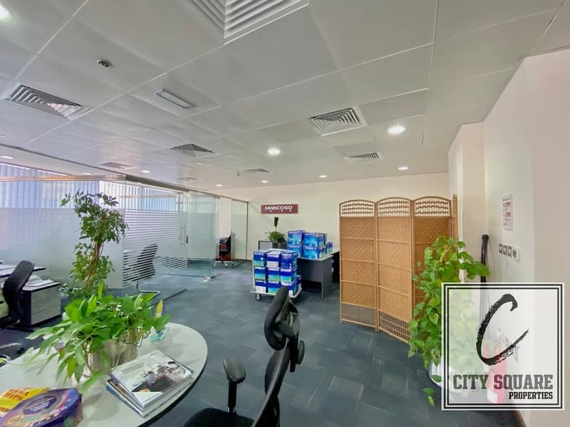 位于朱美拉湖塔 (JLT)，JLT I区，金色塔楼（Au Tower） 的写字楼 1950000 AED - 7464634