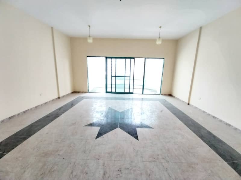 Spacious 3BHK 2Master Room Maid Room Balcony open view Close to Jamal Abdul Nasir  Rod