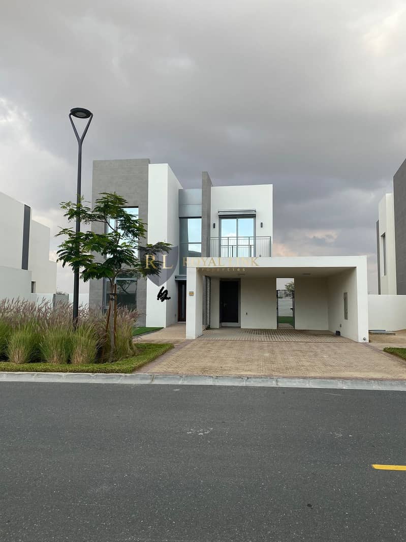 Corner | Best Location Golf Villa 4 Beds Plus Maid Corner | Best Location Golf Villa 4 Beds Plus Maid