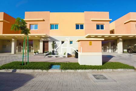 3 Bedroom Villa for Rent in Al Samha, Abu Dhabi - Corner Single Row 3 BR Villa with Garden 3 Bedroom Villa for Rent in Al Samha, Abu Dhabi - Corner Single Row 3 BR Villa with Garden