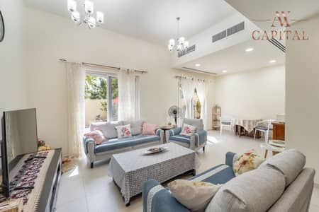 3 Bedroom Villa for Sale in Dubailand, Dubai - Single Row | Backing Park | Vacant on Transfer