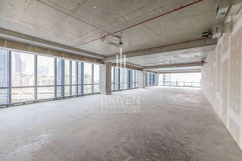 FOR SALE HIGH FLOOR OFFICE IN DOWNTOWN