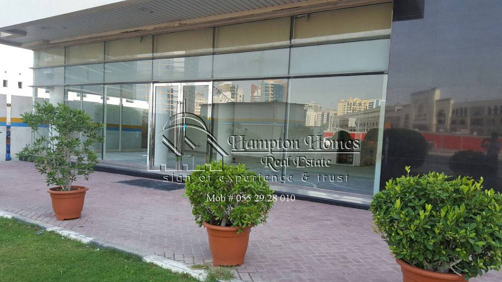 IDEAL LOCATION FOR SHOP 1750SQFT @ 289K BEHIND EMIRATES MALL