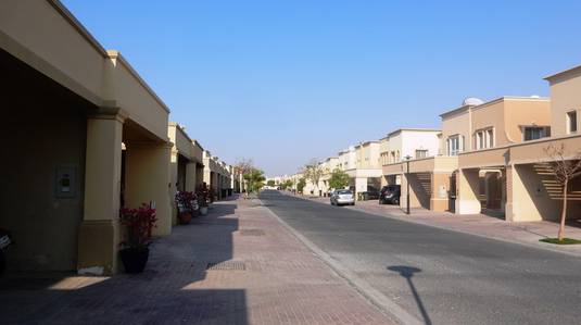 2 Bedroom Villa for Rent in The Springs, Dubai - Two Bedroom Plus Study Villa For rent in The Springs 2 Bedroom Villa for Rent in The Springs, Dubai - Two Bedroom Plus Study Villa For rent in The Springs