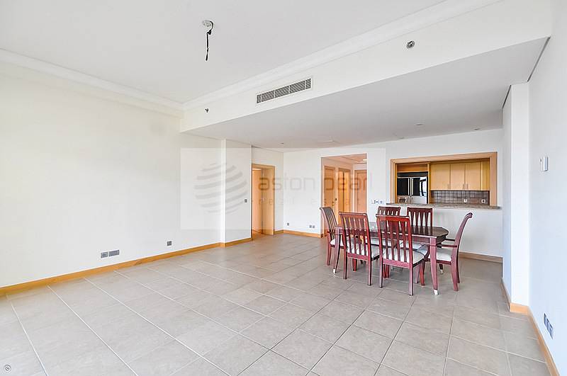 NEW in Market | 1 Bedroom with Park View