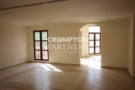 5 Bedroom Villa for Rent in Sas Al Nakhl Village, Abu Dhabi - Big Garden 5 Bedroom Villa for Rent in Sas Al Nakhl Village, Abu Dhabi - Big Garden