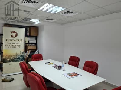 Office for Rent in Jumeirah Lake Towers (JLT), Dubai - Next to Metro/ Free Zone Office