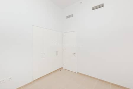 فلیٹ 2 غرفة نوم للايجار في تاون سكوير، دبي - شقة في جنة 2 - الساحة الرئيسية،جنة - الساحة الرئيسية،تاون سكوير 2 غرف 75000 درهم - 7532327