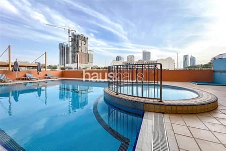 Upgraded 2 Beds | Spacious Kitchen | Call Now