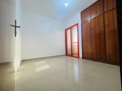Hot offer 1bhk apt 40k 4 payments central ac with wardrobe & balcony at del