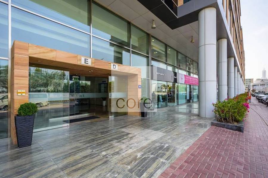 Available! Retail for rent | Office Park