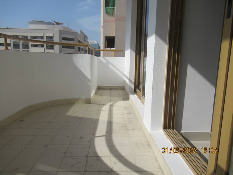 1b/r new flat|1 full bath|balcony|fitted wardrobes|affordable |family only|55k p/a. 1b/r new flat|1 full bath|balcony|fitted wardrobes|affordable |family only|55k p/a.