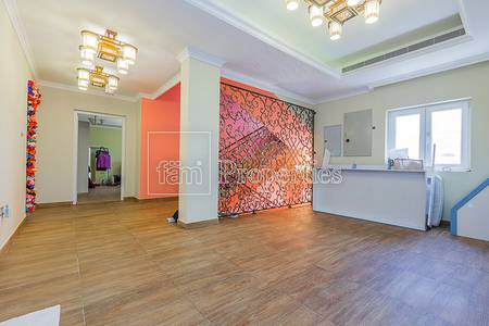 High Upgraded 4BR Custom Facing Big Park High Upgraded 4BR Custom Facing Big Park
