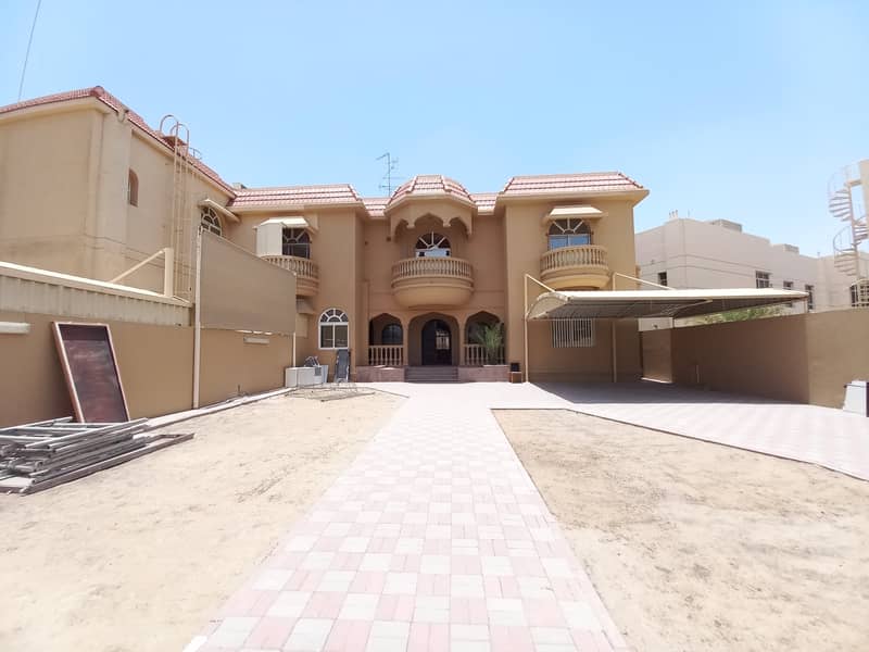 Spacious huge saiz separate villa with all master bedroom and  separate gardens