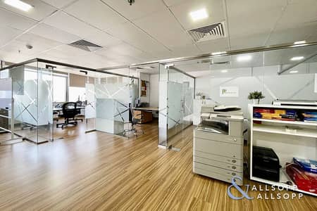 Office for Sale in Jumeirah Lake Towers (JLT), Dubai - FULLY FITTED | PARTITIONED UNIT | HIGH FLOOR
