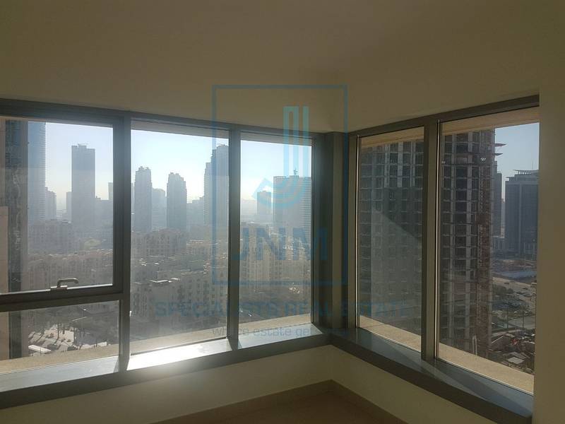 High Flr Well Maintained Unit w/ Balcony